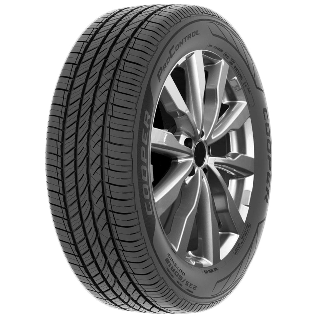Cooper ProControl 235/40R18 Tire - Sidewall & Rim Protector Detail