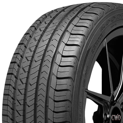 Goodyear Eagle Sport SUV 215/60R17 Tire - Three-Quarter Tread & Sidewall Angle View