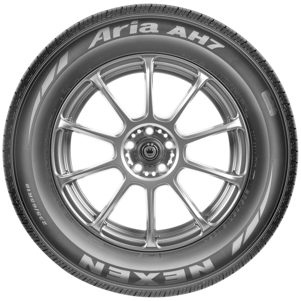 Nexen Aria AH7 225/55R18 Tire - Sidewall & Rim Protector Detail